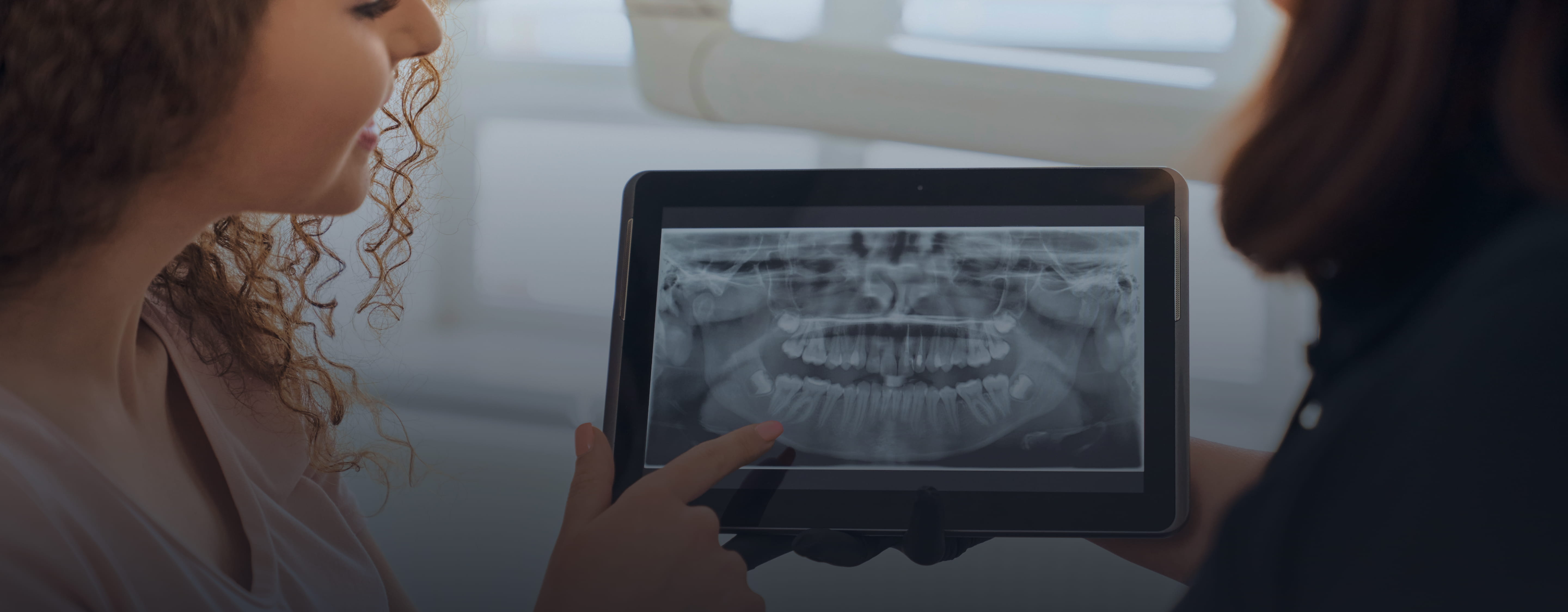 Hamilton Riverside Dentistry banner image